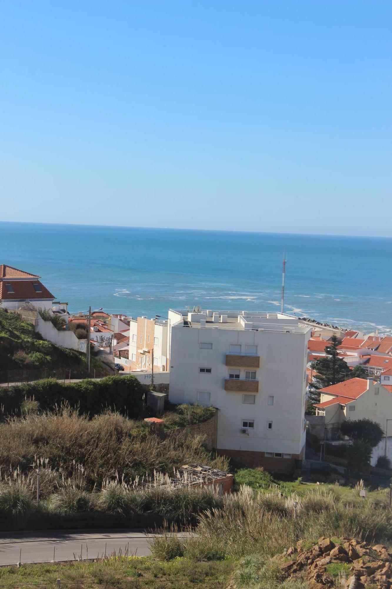 Ericeira Chill Hill Hostel&Private Rooms - Peach Garden Kamer foto