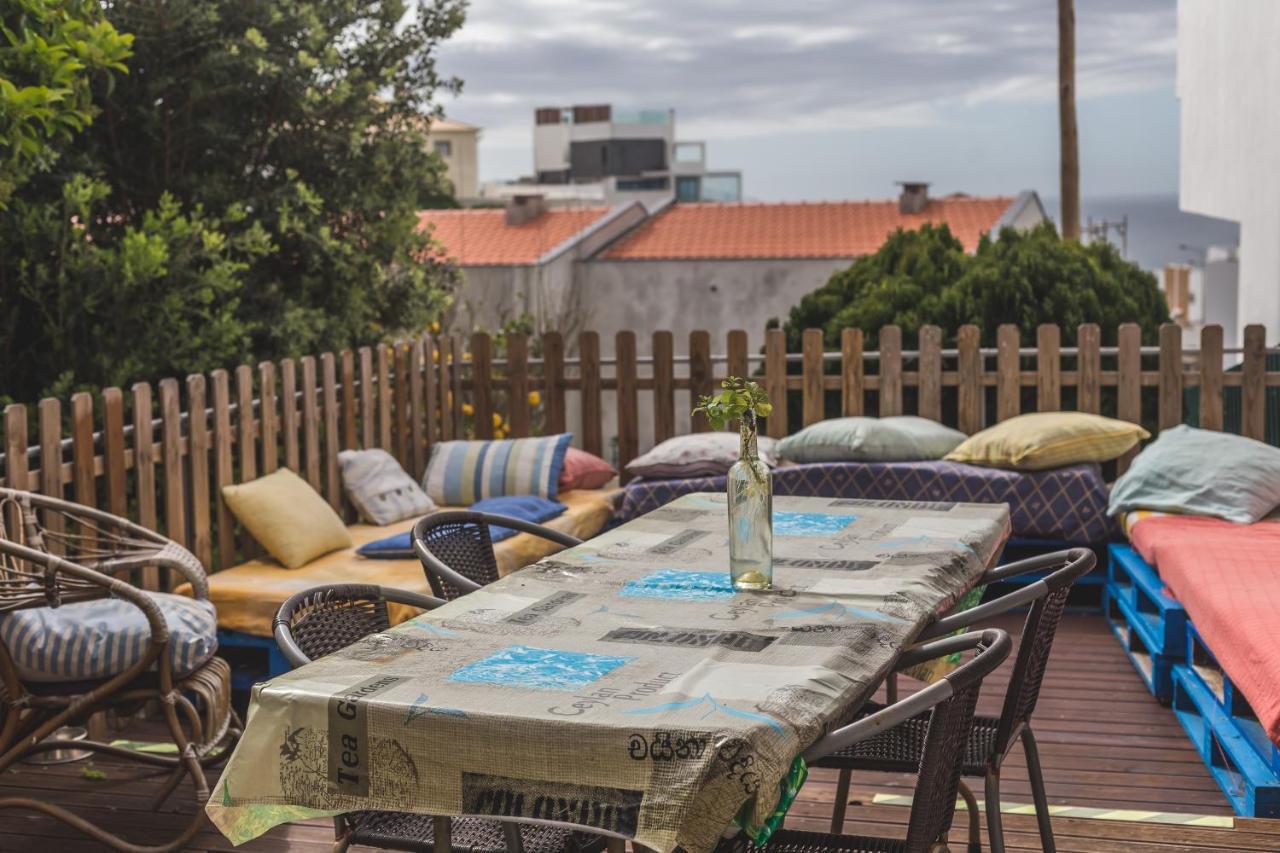 Ericeira Chill Hill Hostel&Private Rooms - Peach Garden Buitenkant foto