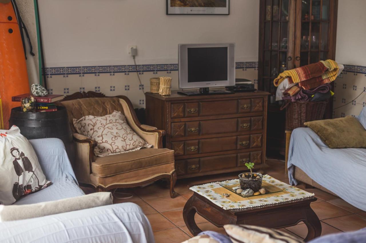 Ericeira Chill Hill Hostel&Private Rooms - Peach Garden Buitenkant foto